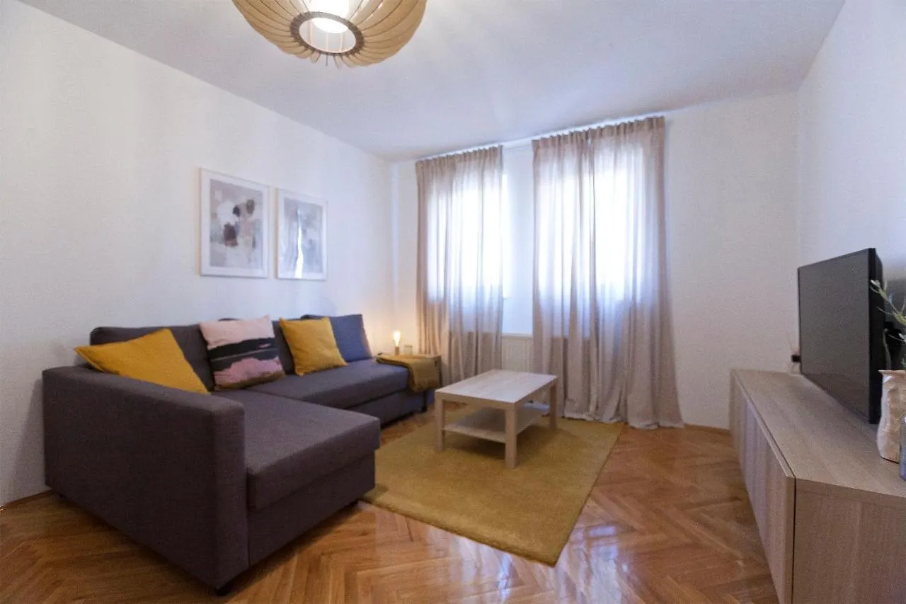 Old Town Castropola Apartment  Pula